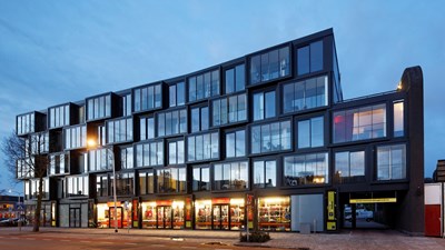 Schuivende balkonbeglazing