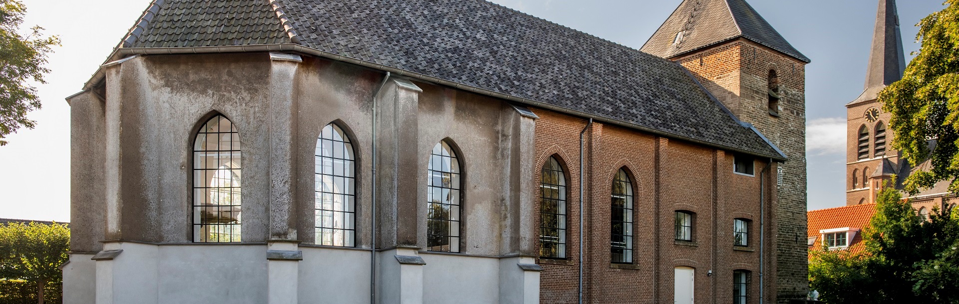 Herbestemming-kerk-Appeltern-Voorzetraam-Metaglas